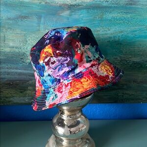 NWOT. Colorful Abstract Bucket Hat